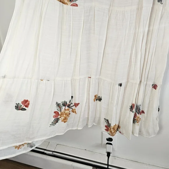 NWT Figueroe & Flower Floral Beige 3/4 Sleeve Embroidered Tier  Dress Size Large - Picture 8 of 11